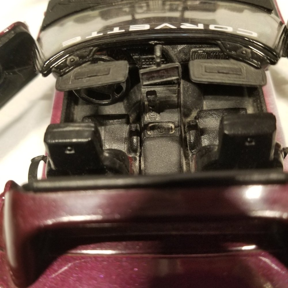 Corvette 1995 Indy 500 vintage model car - Picture 11 of 16